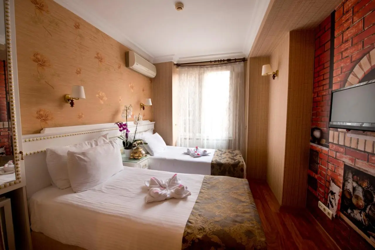 Golden Horn Hotel