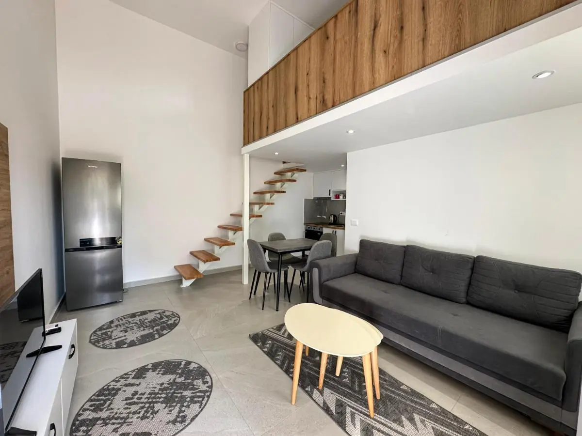 Home Select Tirana 2