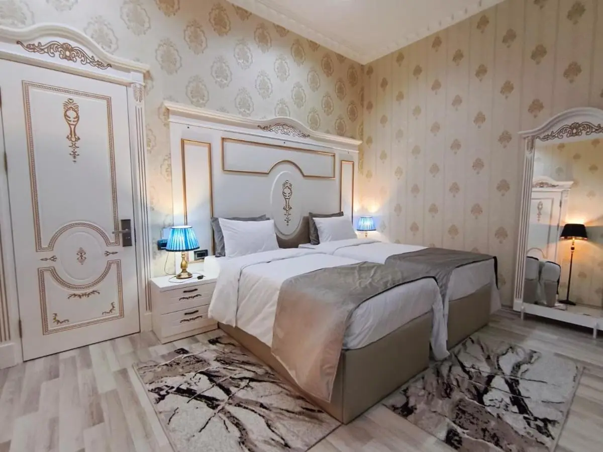 Nizami White Hotel City