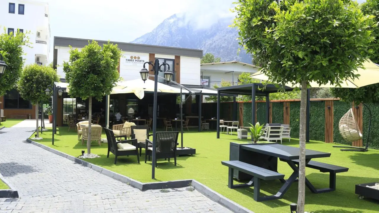 Three Points Hotel