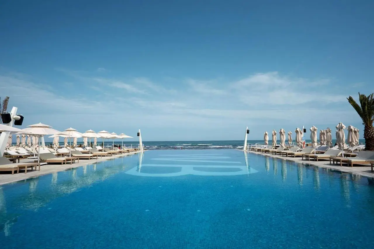Seabreeze Baku Lighthouse seaview apartment studio
