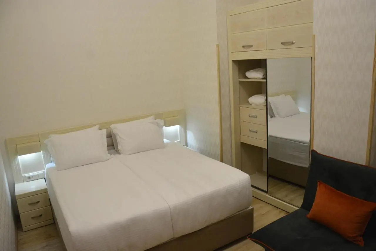 Tovstonogovi Street Apartment