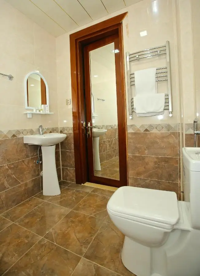 Rusel Hotel