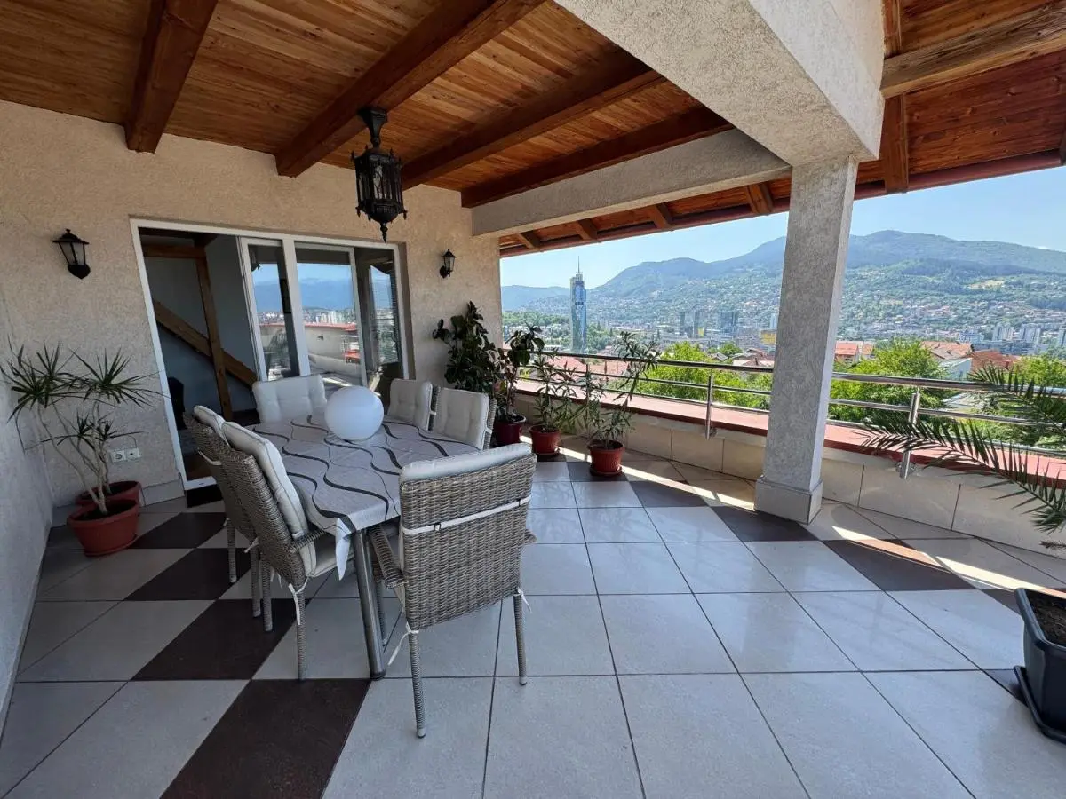 Apartments in villa Sabb for rent