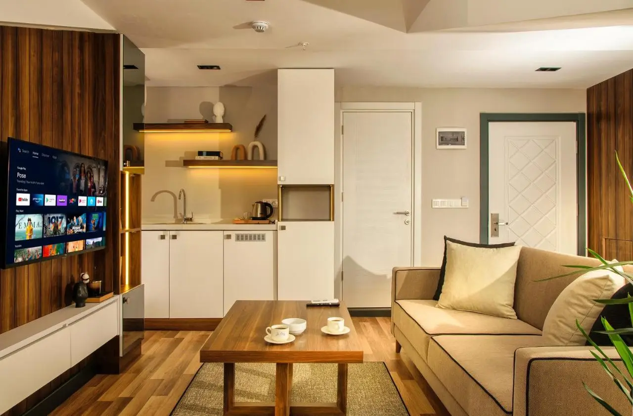 La Mia Suites