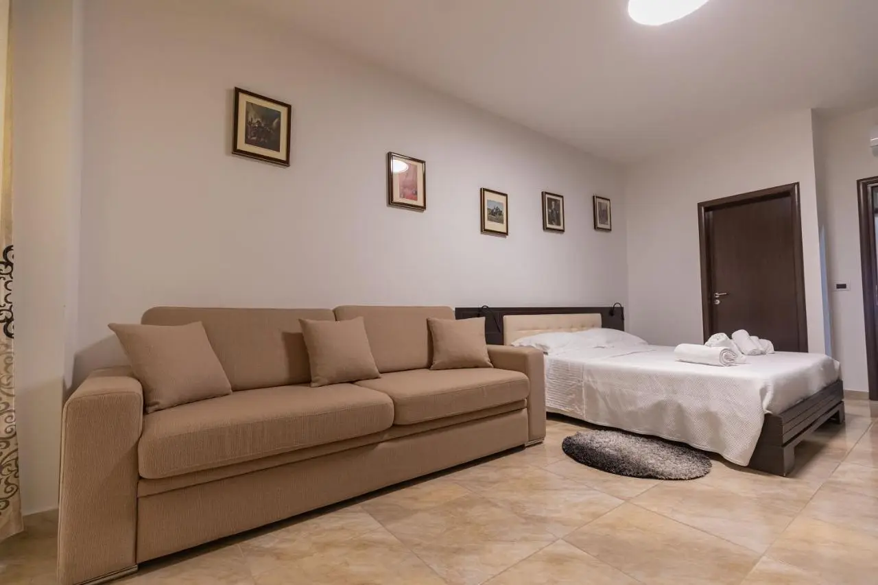 Hotel Pirro