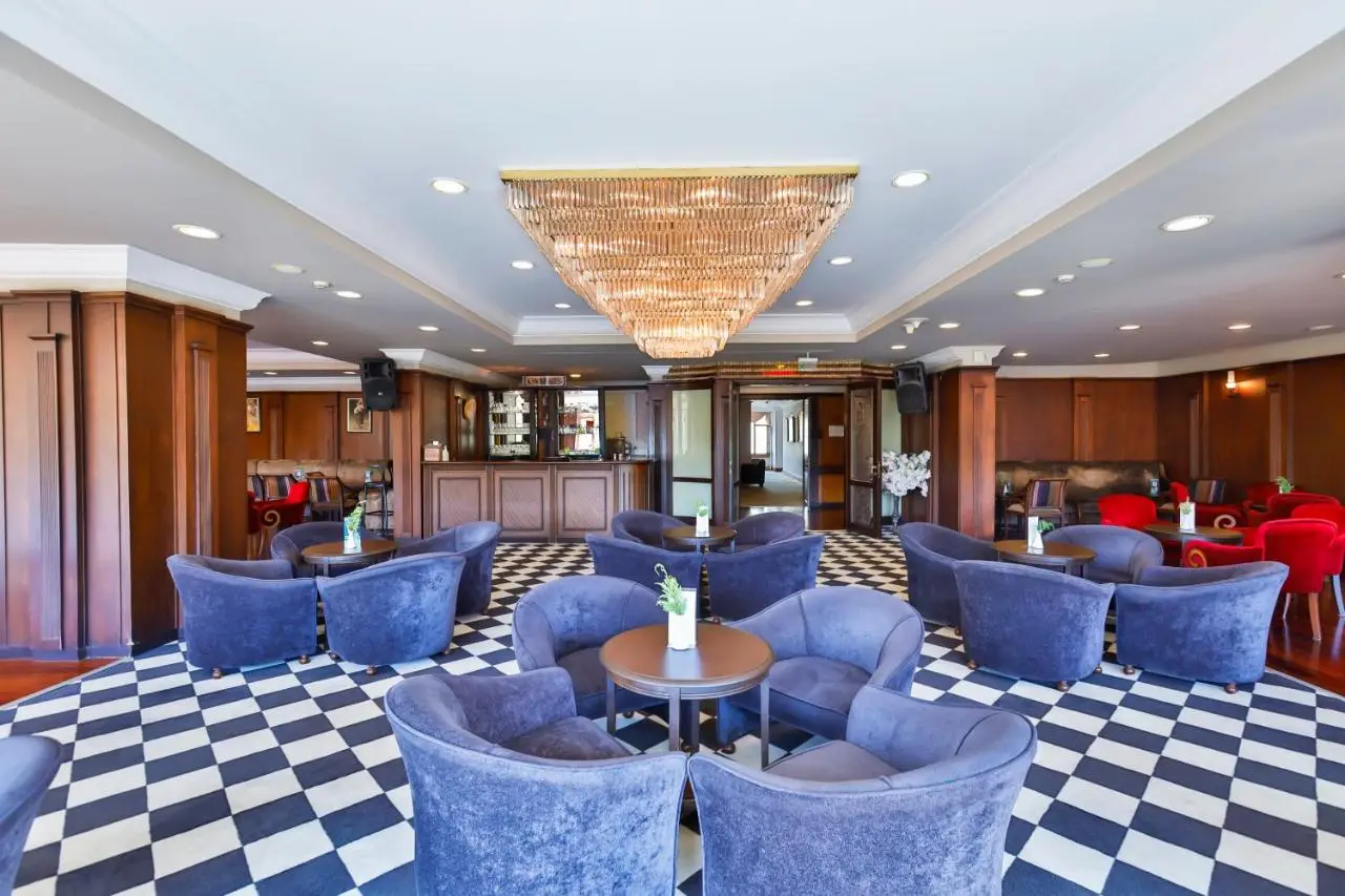 Buyuk Abant Hotel
