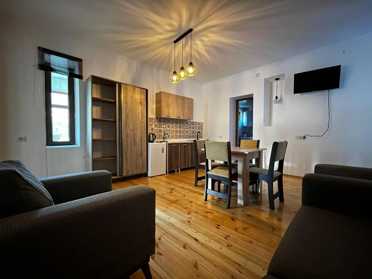 Guesthouse Data