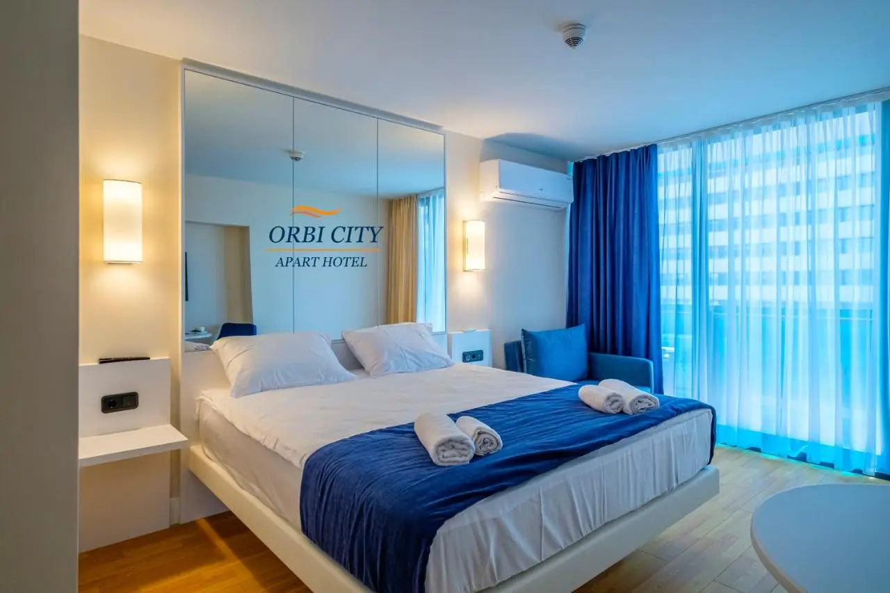 APART-HOTEL ORBI CITY