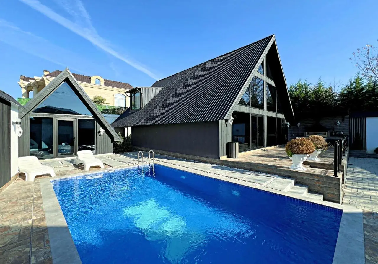 Black A-Frame Luxury Chalet & Pool