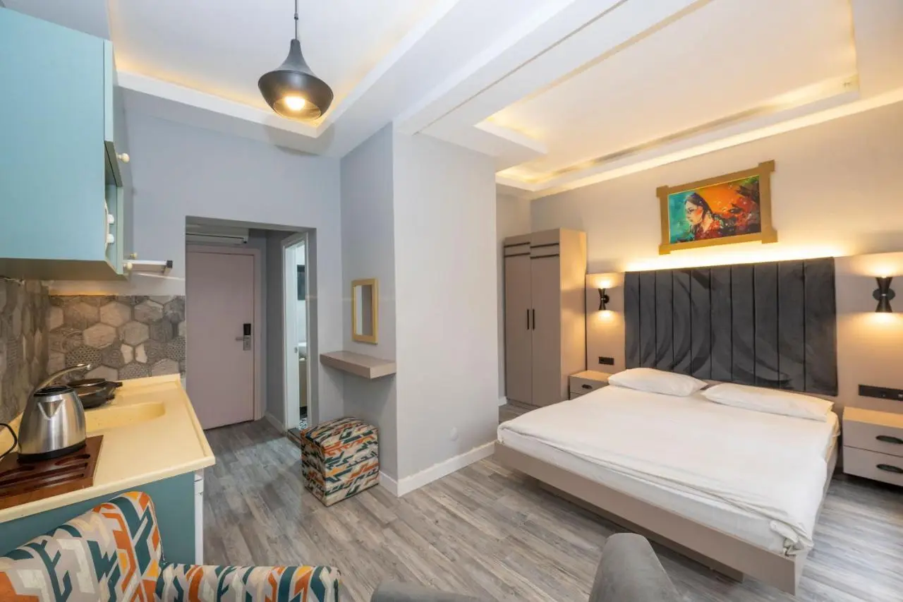 Cirrus Suites