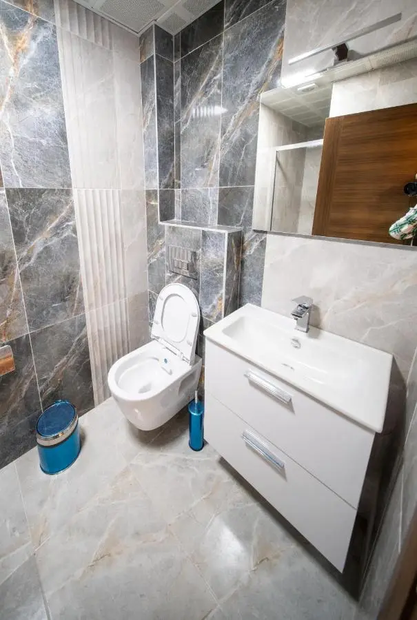 Zirvesta Otel