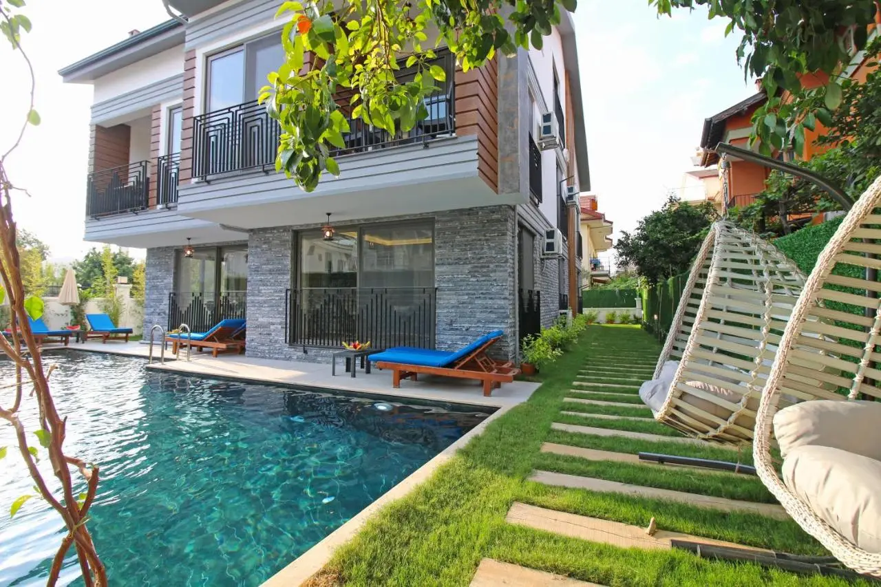 Caglar Residence