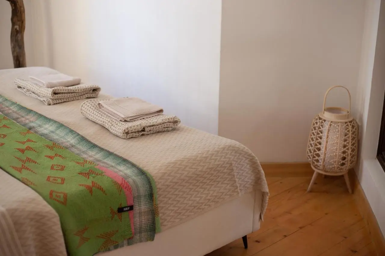 Peaceful Bohemian Apartment – Best Location