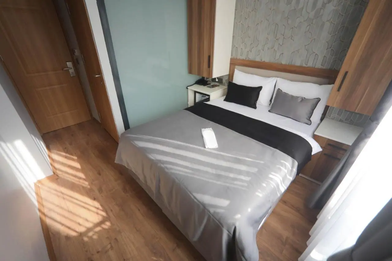 Yuvam Vari Hotel