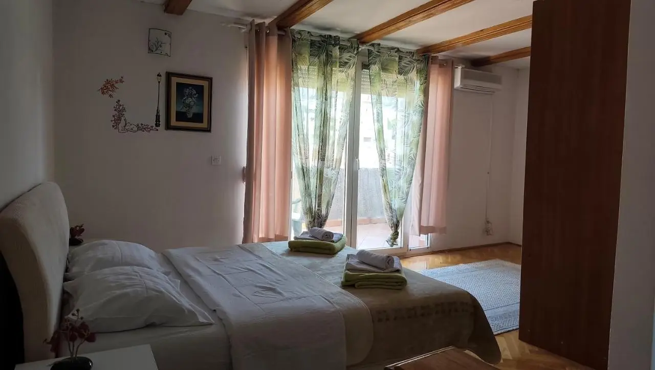 IN Home Apartment