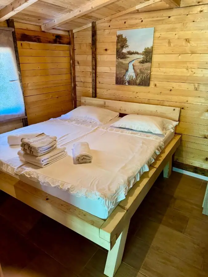 Rustic Heaven Ostrožac Cottage houses