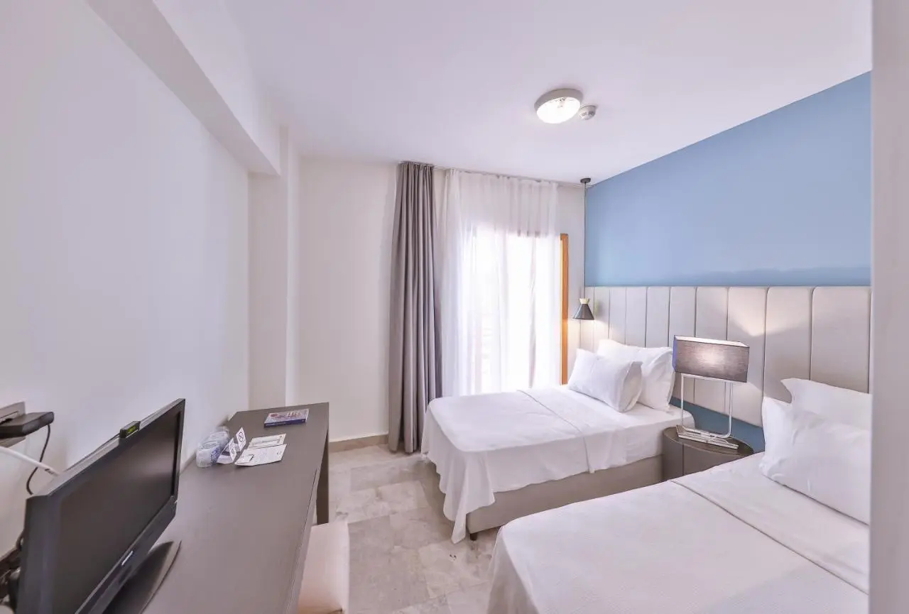 Hera Hotel