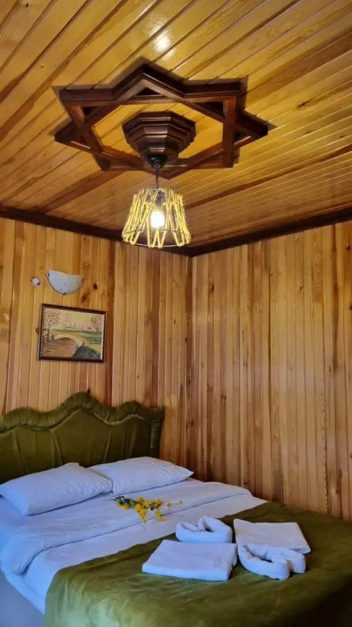 ABANT DORT MEVSİM KONAĞI HOSTEL
