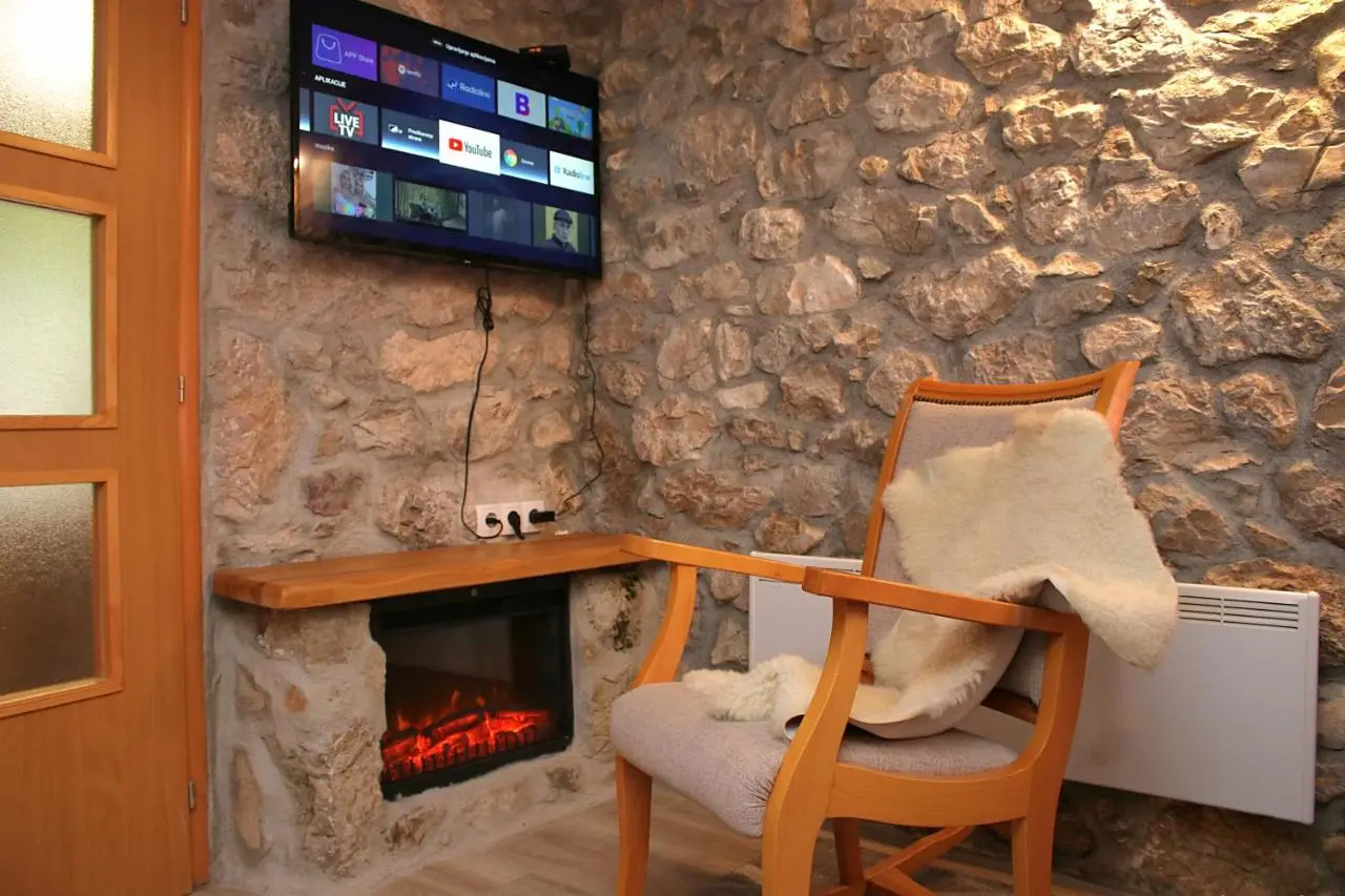 Stone room-Kamena soba