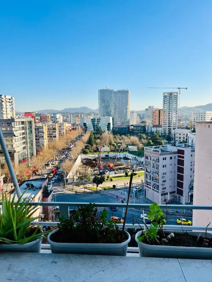 Tirana Gallery Apartment - City Center View
