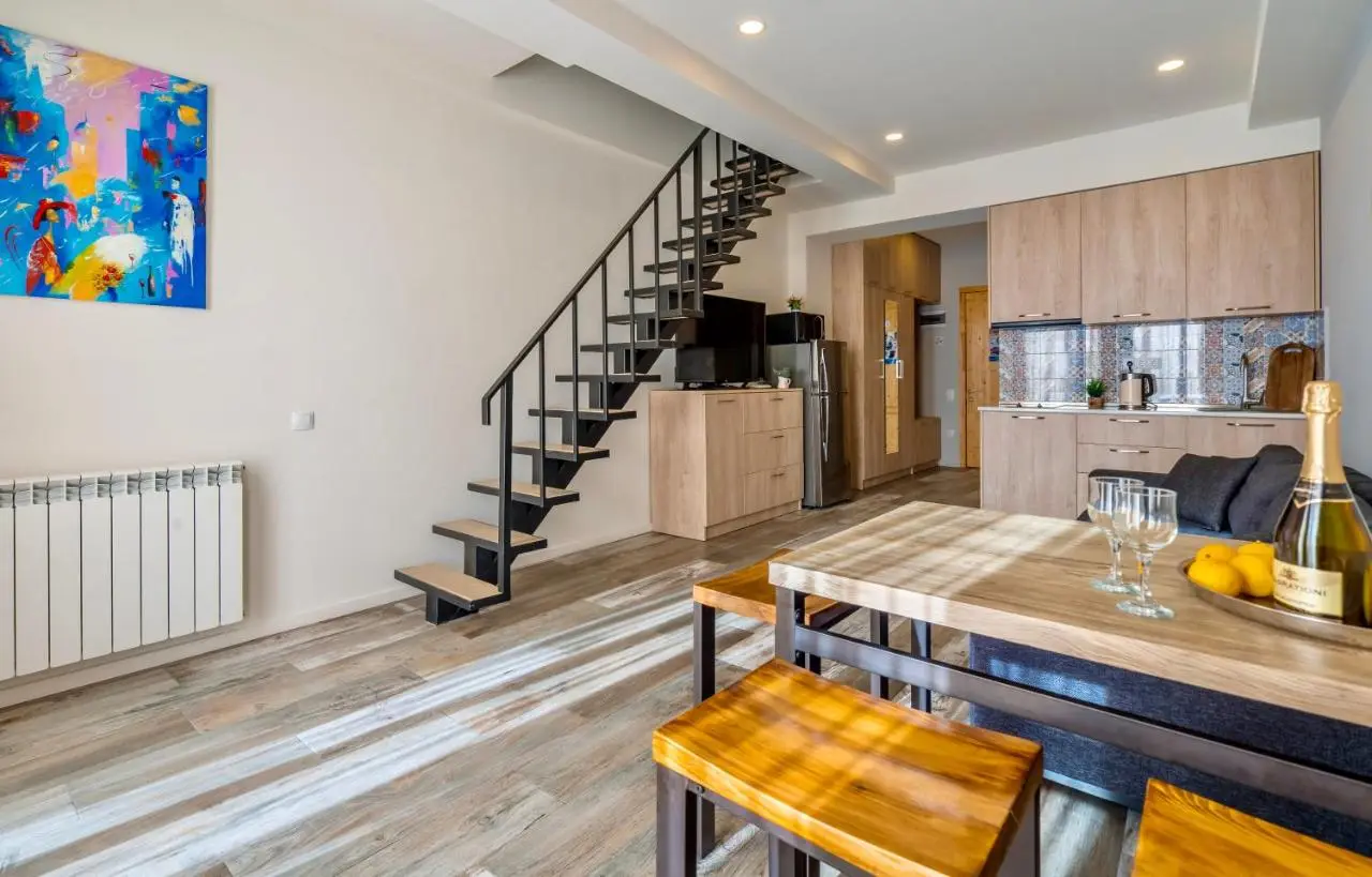 GVC 3-room 2-level apt New Gudauri