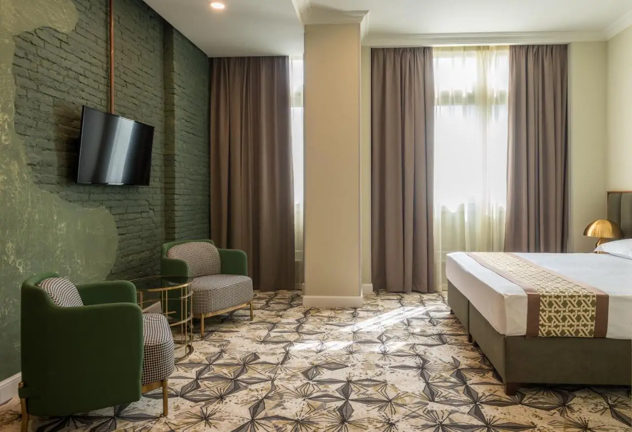Grand Opera Hotel