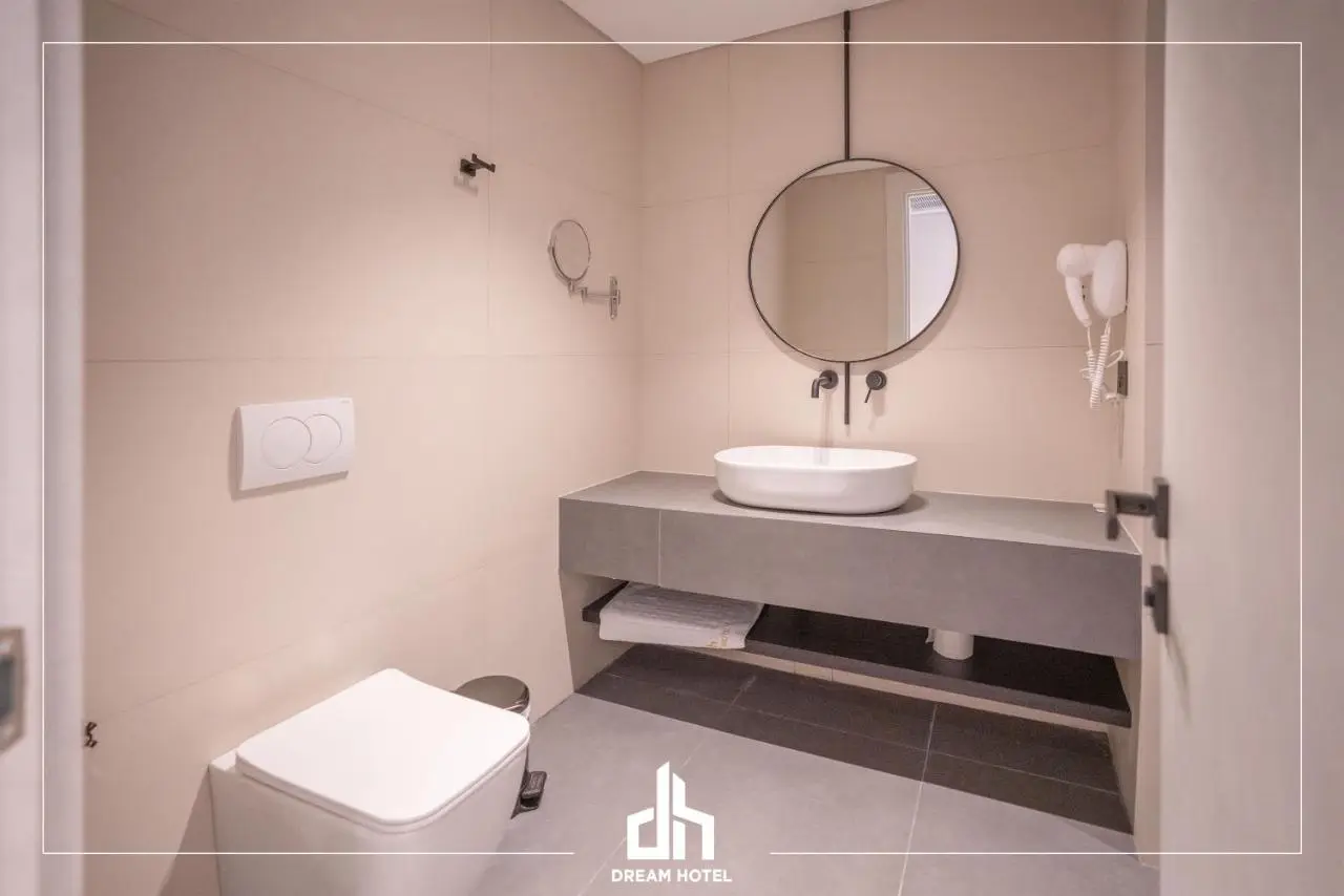 DREAM HOTEL SARANDA