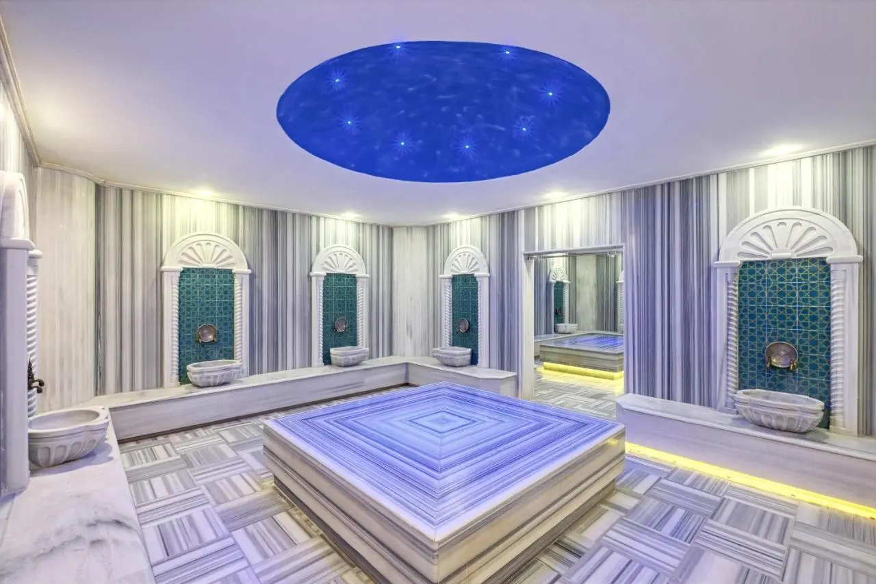 Laristone Suite Spa Hotel