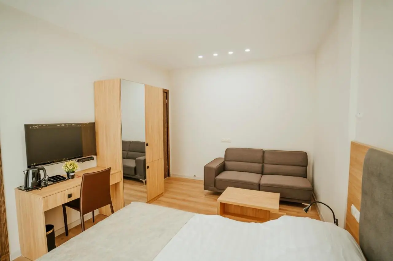 West Apart Hotel