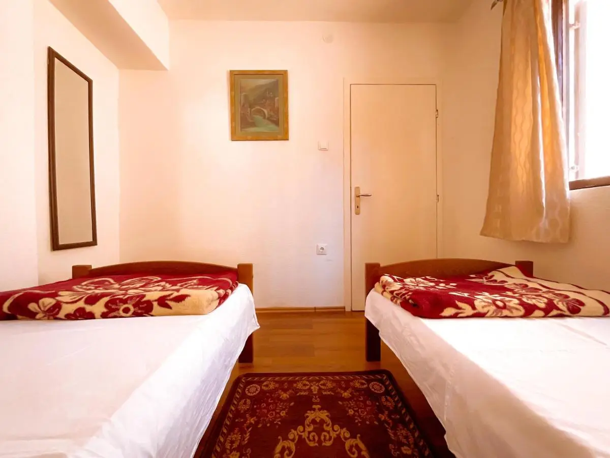 Balkan House