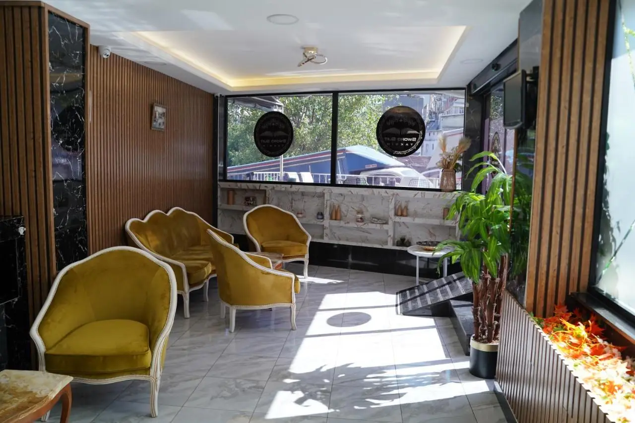 Sword Suit Hotel