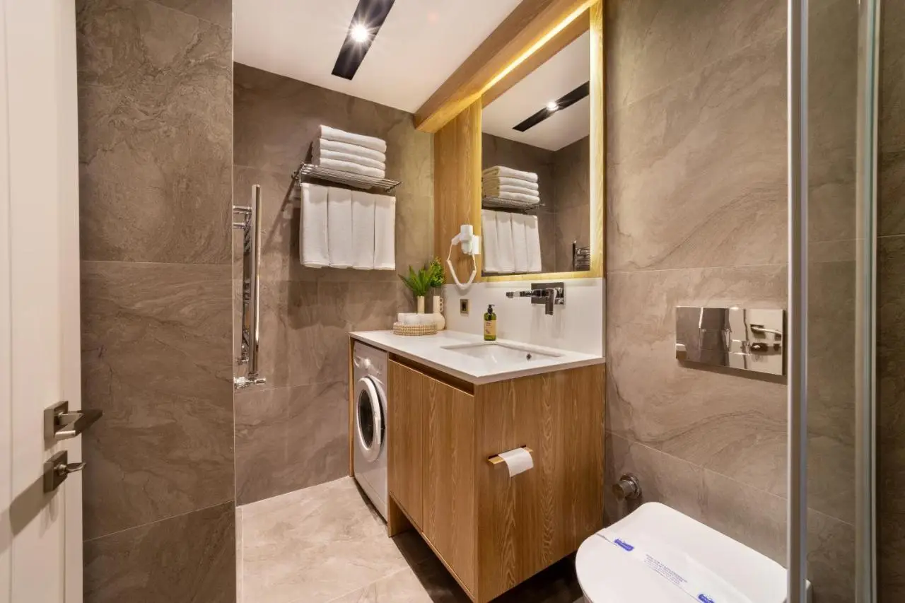 Marmada Suites