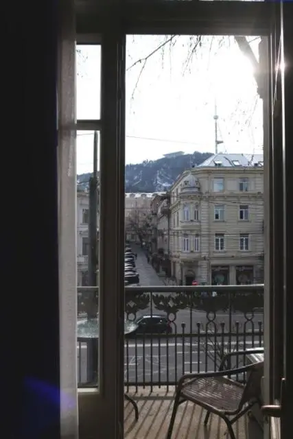 Opera Garden apartment in Tbilisi center
