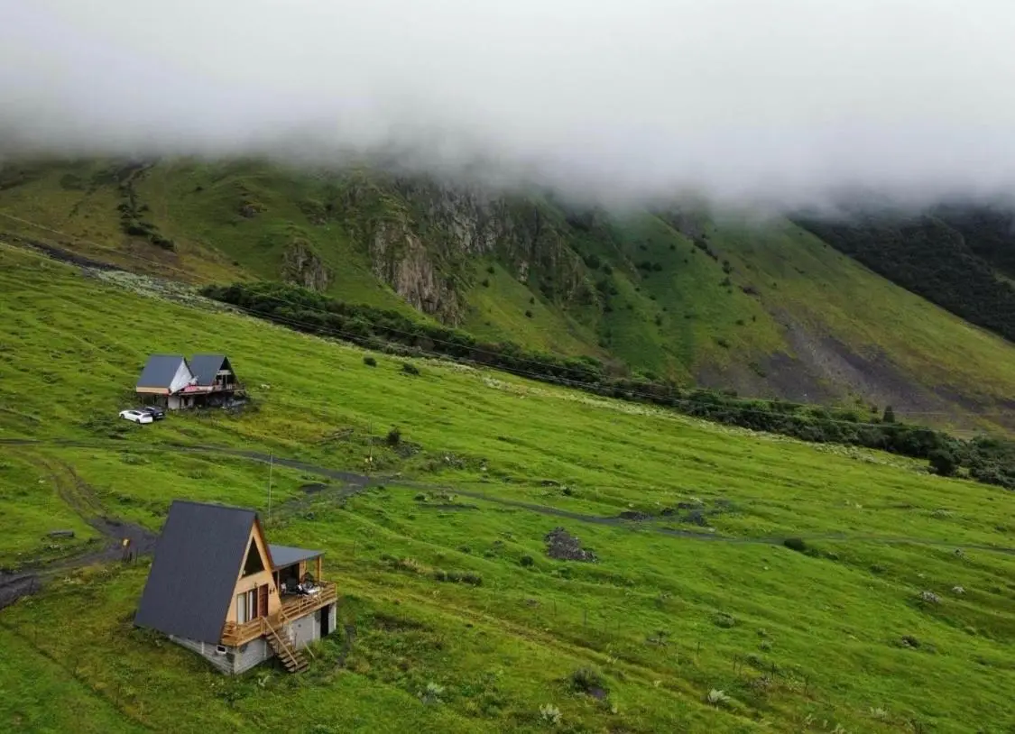 Memory Hut_Kazbegi