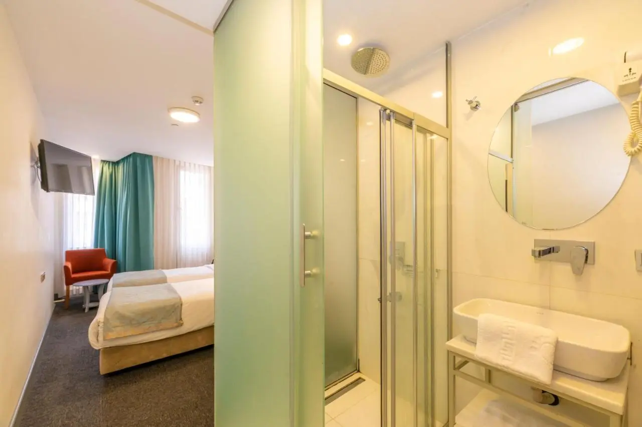 Taksim Hotel V Plus