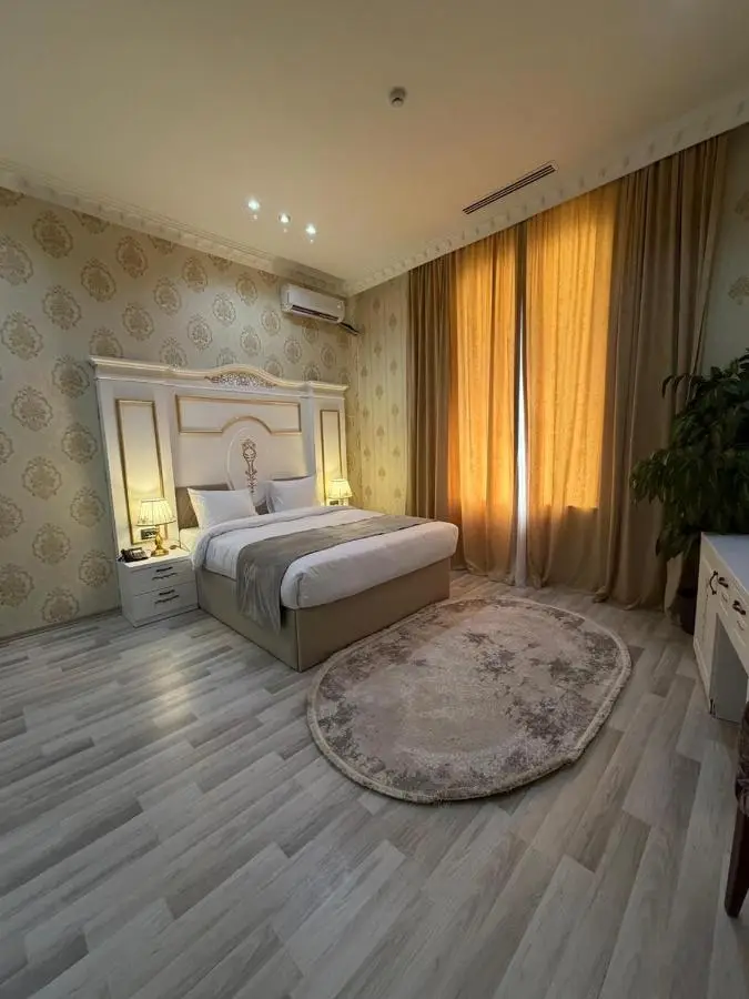 Nizami White Hotel City
