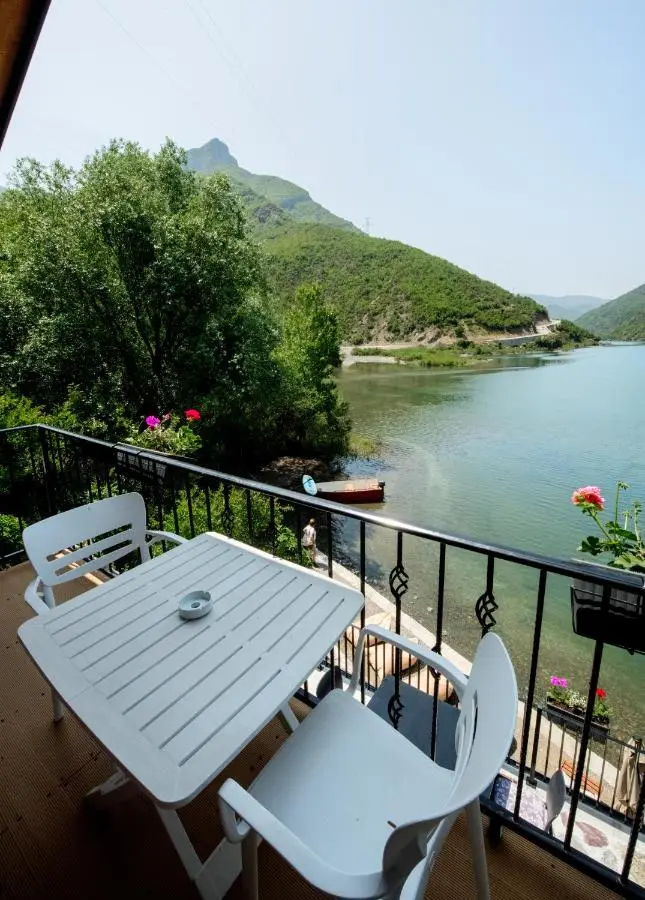 Borealis Guest House