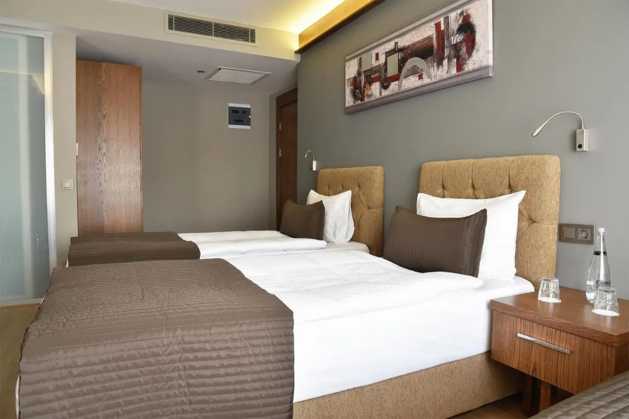 The Elegant Hotel