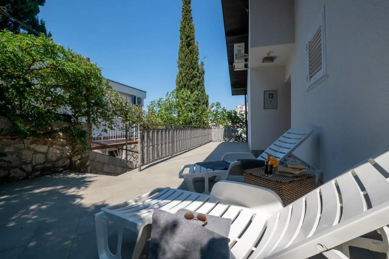 Apartments Sara & Leon