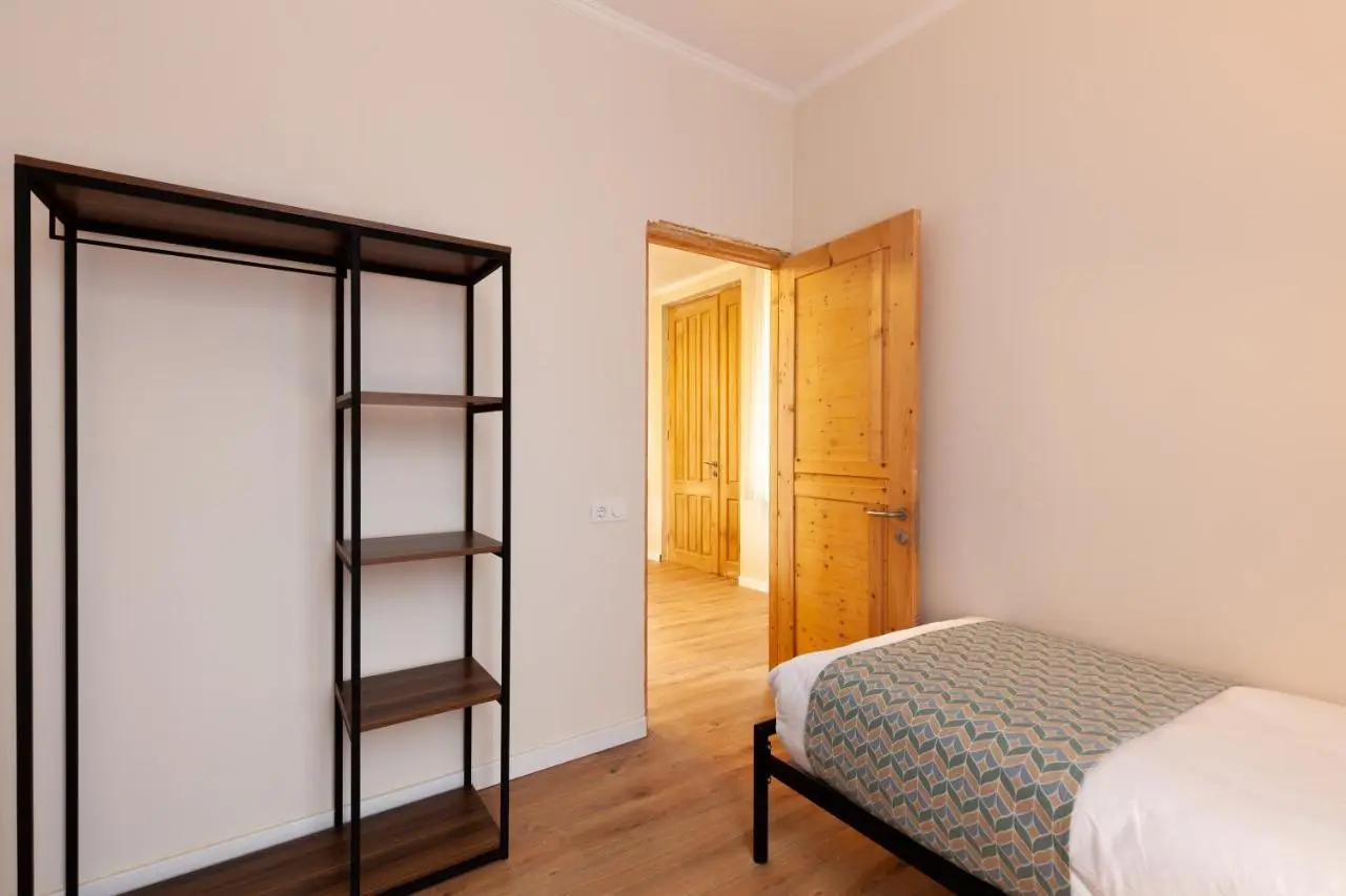 Renovated 3-bedroom House in Nature - Iskia Estate