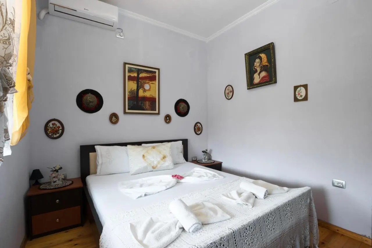 Leka GuestHouse