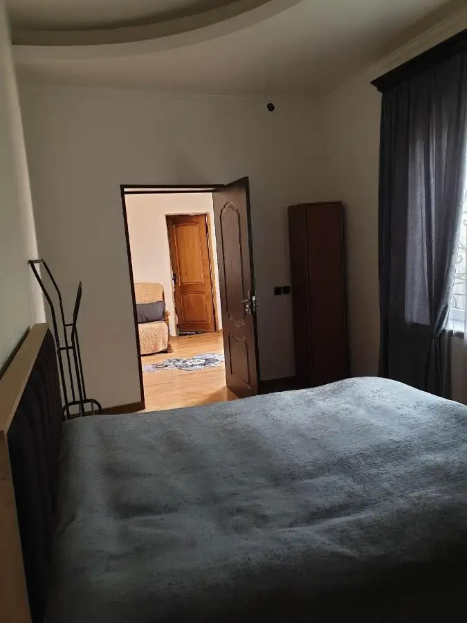 Nino's apartment-Isolated floor for rent