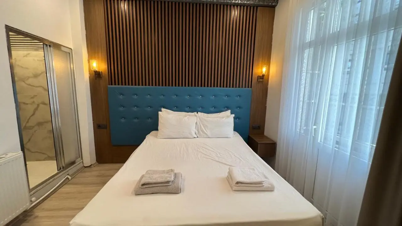 Taksim Square Luxury 4BR Next to Hotels Perfect for Families & Groups