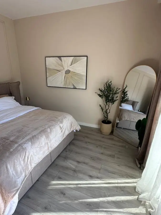 CastleView Suites