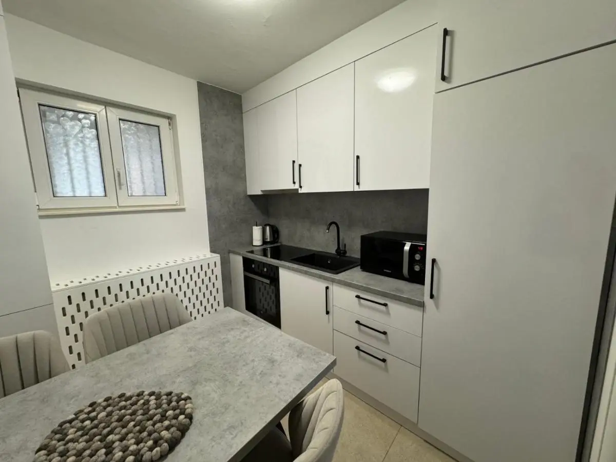Estrada Apartment