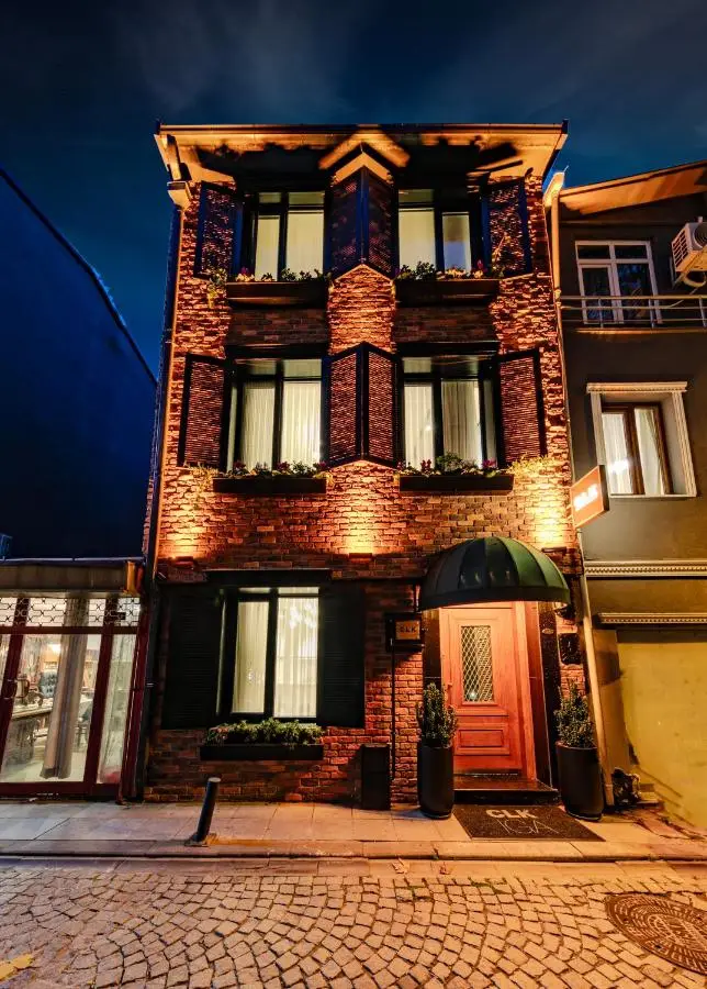 CLK Suites Hotel