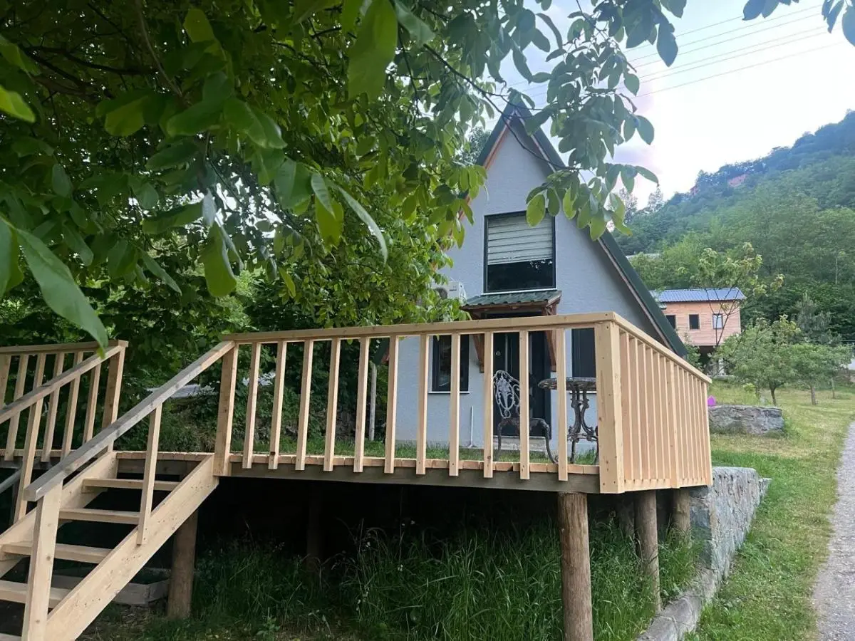 Ali's House