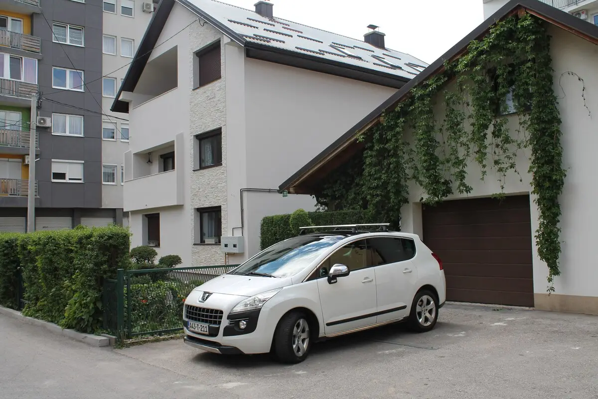 Olympic Silver Apt/ Free parking/ Garden/ Grill