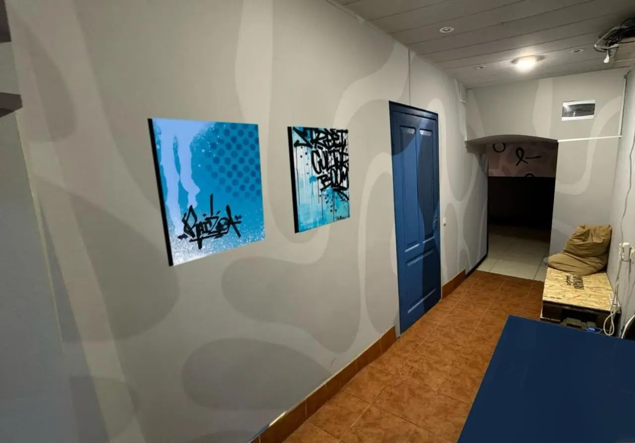 Gallary Hostel